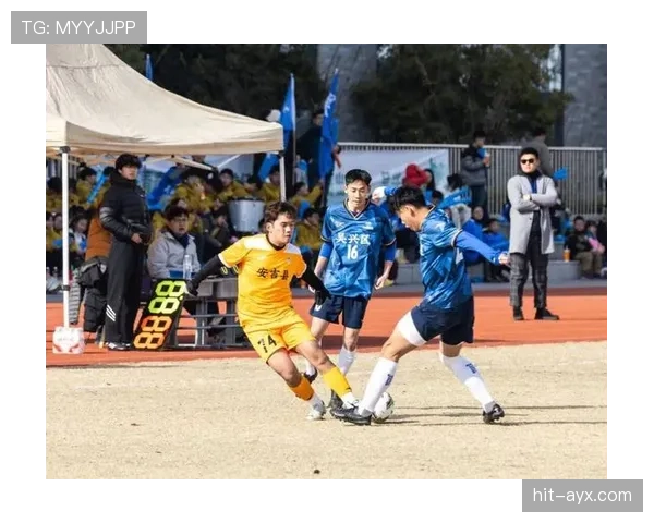 本土新星闪耀赛场，新一代足球人才强势进军职业联赛
