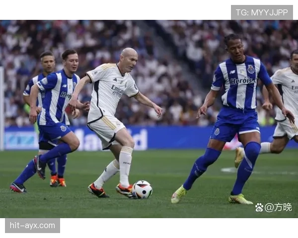 瓜迪奥拉巧布阵,曼城新赛季强势领跑展现争冠实力 瓜迪奥拉巧布阵,曼城新赛季强势领跑展现争冠实力